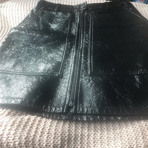 H &M faux leather black shiny in excellent condition size us 6 - Picture 10 of 16